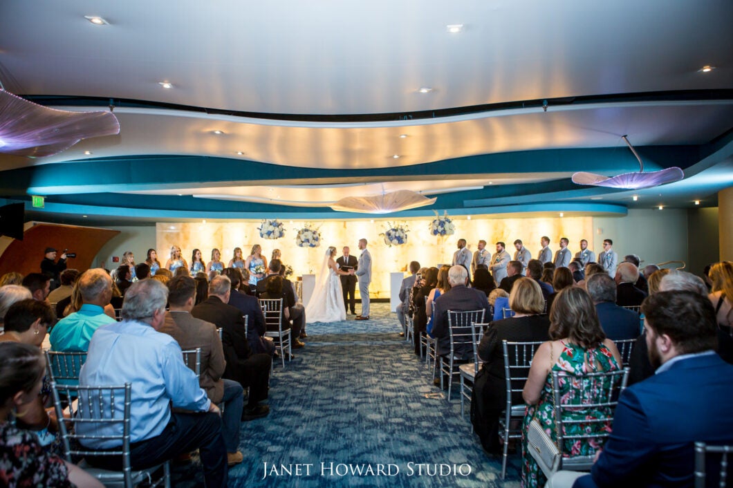 Host Your Wedding at Georgia Aquarium 7