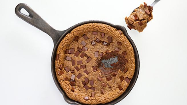 Wholly Gluten Free Chocolate Chunk Skillet Cookie Teaser